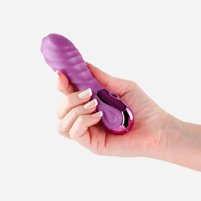 Vibrators NS Novelties Seduction Chloe GSpot Compact Vibrator Metallic Pink Vibrators NS Novelties Seduction Chloe GSpot Compact Vibrator Metallic Pink